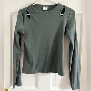 Zara long sleeve with cutouts girls size 13-14 fits women’s XS/S